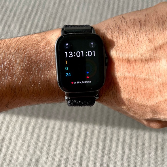 Amazfit GTS 2e - Picture 2 of 9